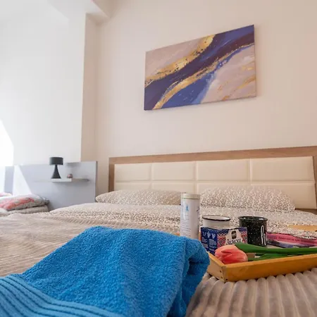 High-end Spacious Next To City Mall * Üsküp