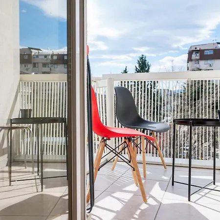 Daire High-end Spacious Next To City Mall Üsküp